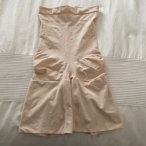 Spanx high waisted shorts never worn size S